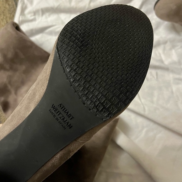 Stuart Weitzman Suede Tieland Boots - Taupe size 8, worn once - Picture 4 of 7